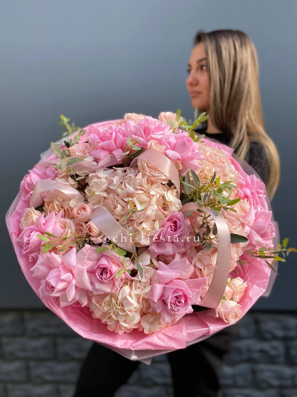 Авторский букет Miracolo — доставка цветов Новом Уренгое