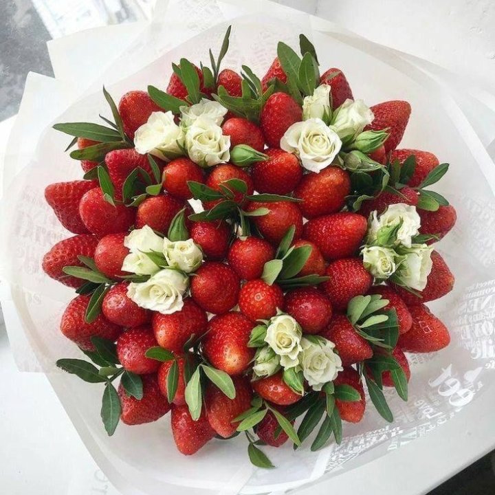 Клубника со сливками №2 в Новом Уренгое