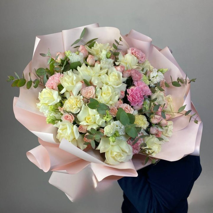 Букет "Джулия" с доставкой в Новом Уренгое