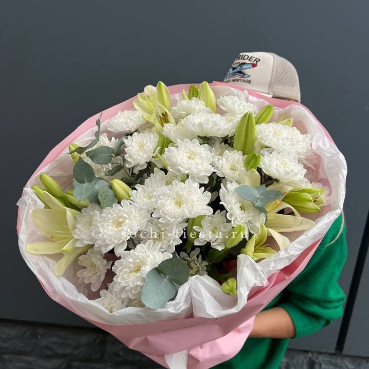  Букет  хризантемы и лилии с доставкой в Новом Уренгое