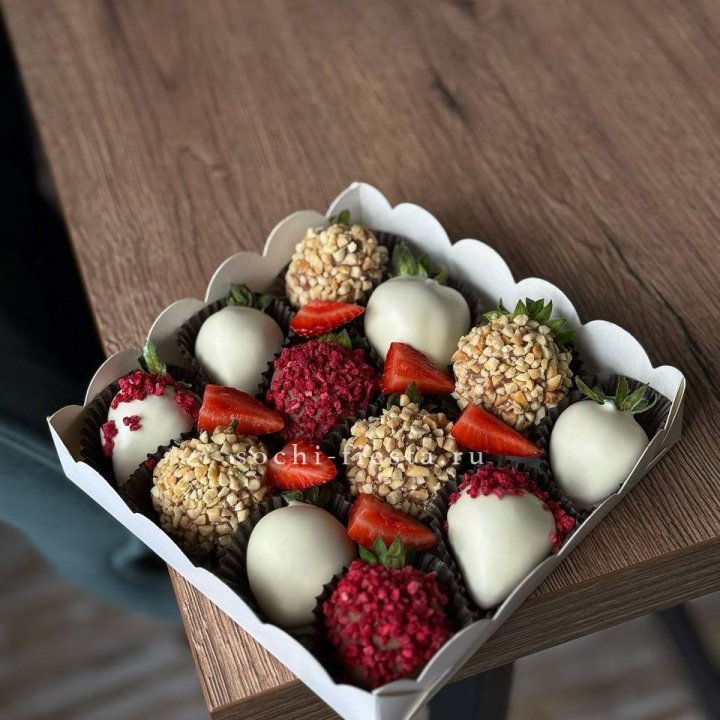 Клубника в шоколаде 12 ягод №2 в Новом Уренгое