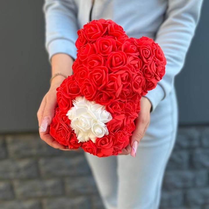 Медведь с белым сердцем в Новом Уренгое