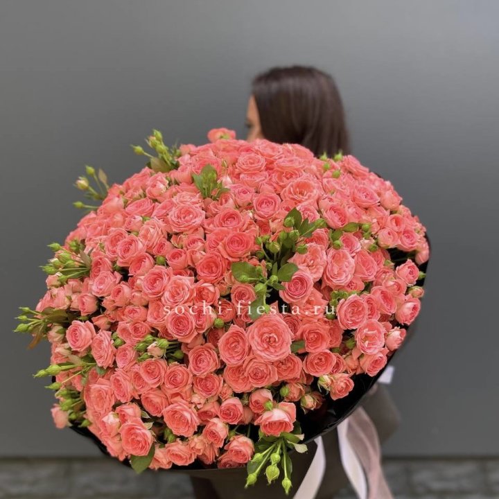 101 кустовая роза Барбадос в Новом Уренгое