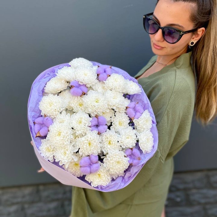  Букет  хризантем и хлопка в Новом Уренгое