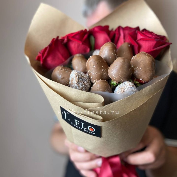 "Тандем с шоколадной клубникой" в Новом Уренгое