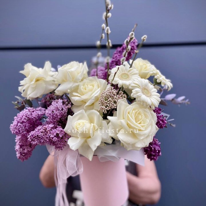 Цветочный бокс "Светлое Воскресенье" в Новом Уренгое