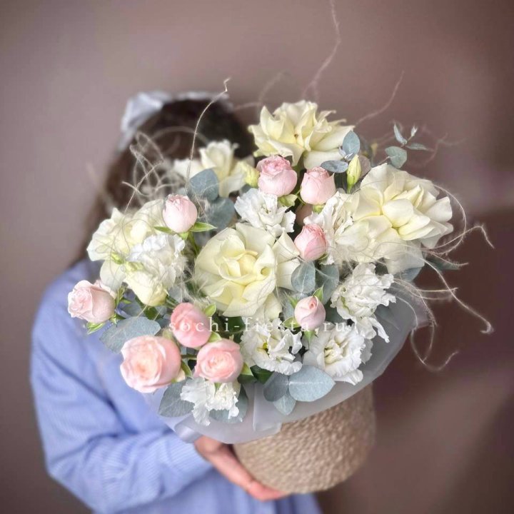 Авторский бокс "Милена" в джутовом кашпо в Новом Уренгое