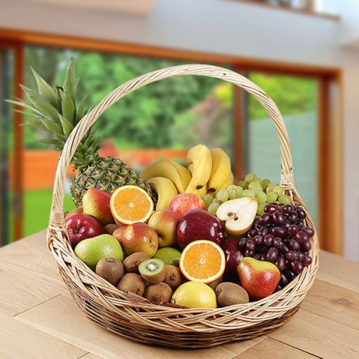 Фруктовая корзина №1 с доставкой в Новом Уренгое