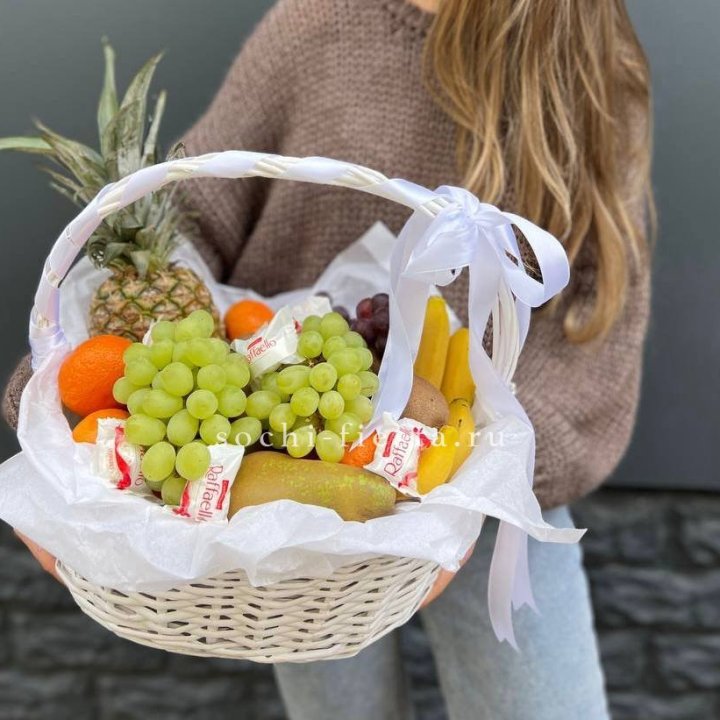 Фруктовая корзина №4 с доставкой в Новом Уренгое