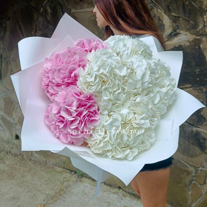 Букет гортензий №2 в Новом Уренгое