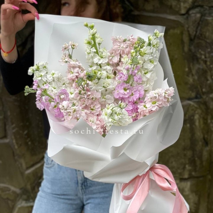 Букет маттиол №1 в Новом Уренгое