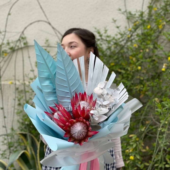 Букет из протеи "Клеопатра-2" в Новом Уренгое