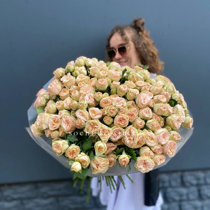 51 пионовидная роза в Новом Уренгое