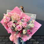 Заказать БУКЕТЫ ИЗ ЦВЕТОВ в Новом Уренгое с доставкой и по самым низким ценам