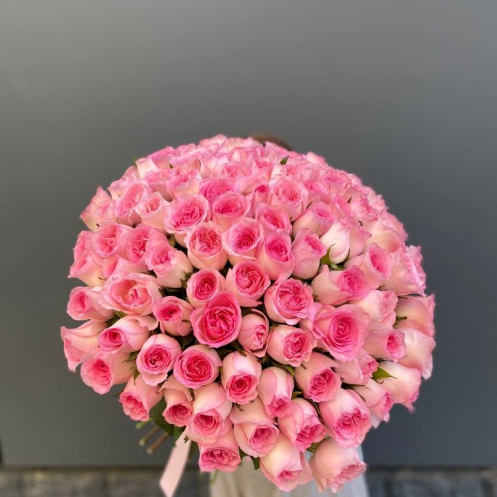 101 розовая роза в Новом Уренгое