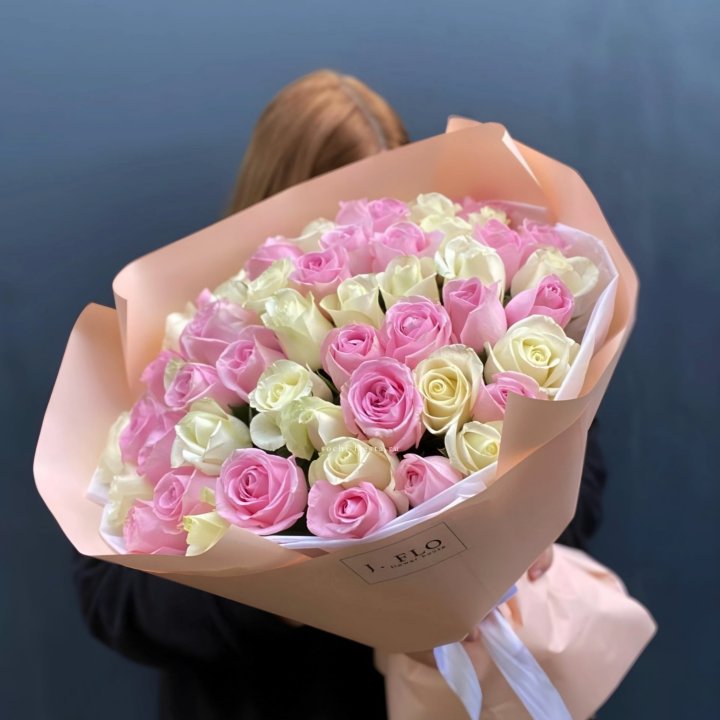 55 роз микс нежности в Новом Уренгое