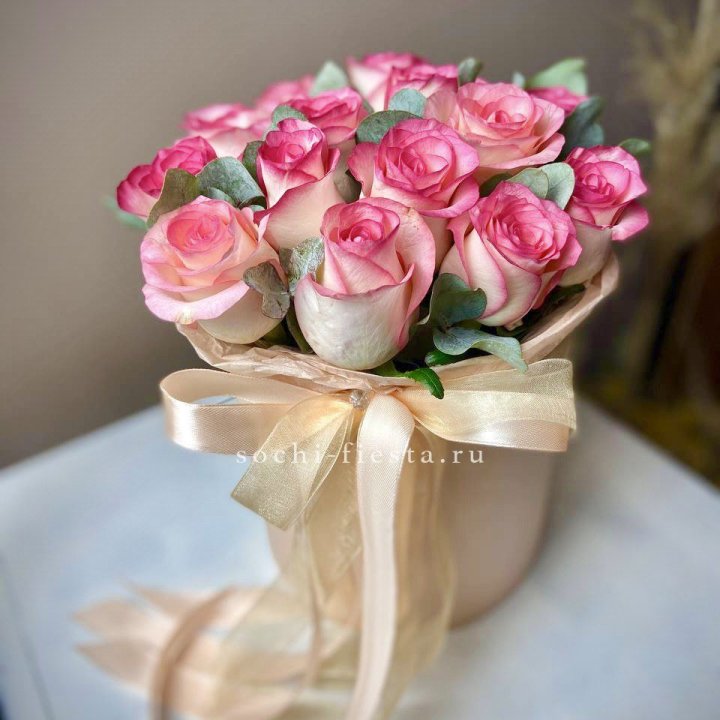 19 Роз Джумилия в коробке в Новом Уренгое